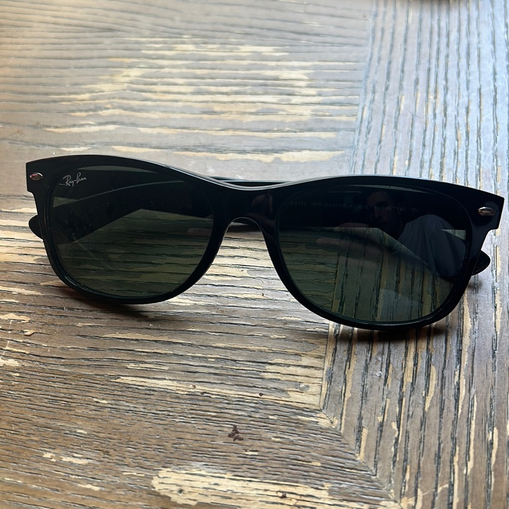 RAY BANS SUNGLASSES